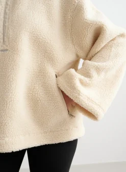 AIM’N Almond White Pile Anorak