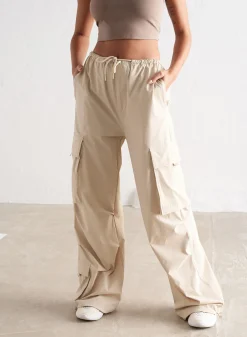 AIM’N Café Au Lait Windbreaker Parachute Pants