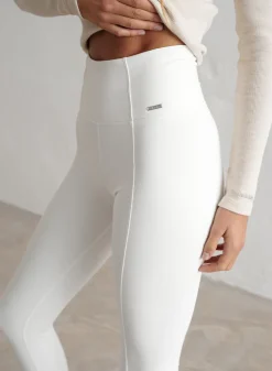 AIM’N Off-White Warming Pintuck Tights