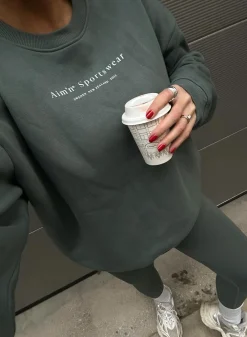 AIM’N Serif Sweatshirt